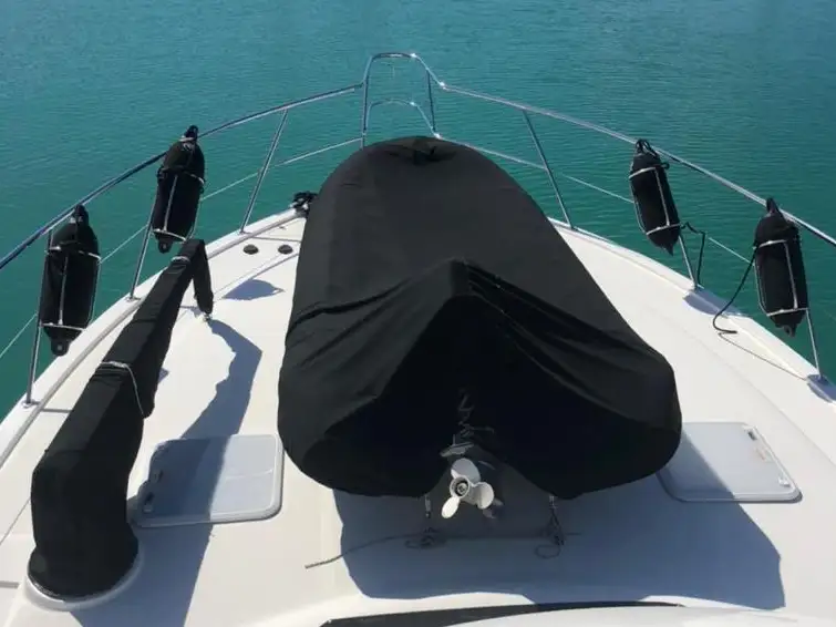 51' Riviera "USHAKA" — photo 9