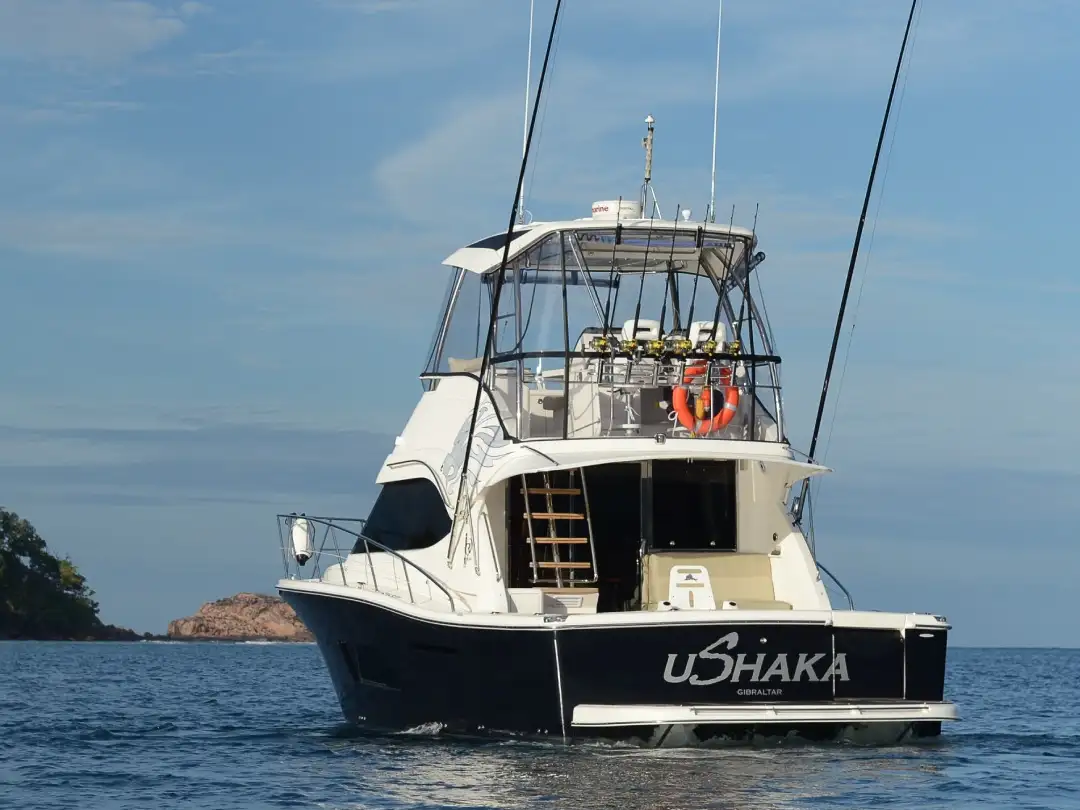 51' Riviera "USHAKA" — photo 22