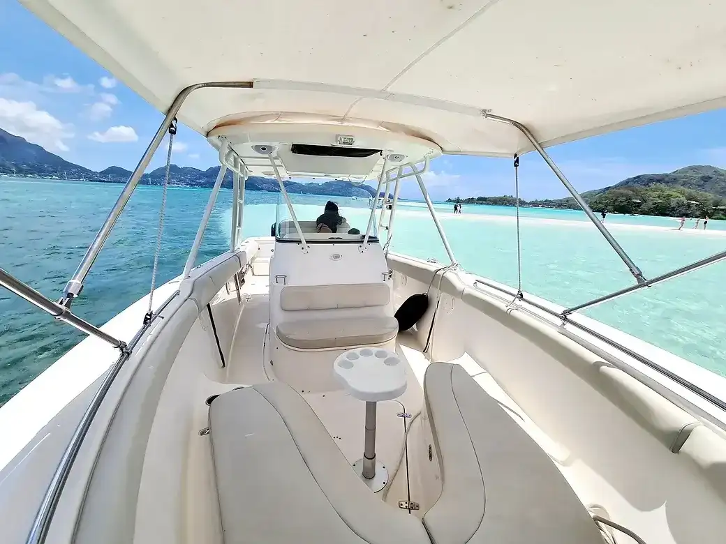 32' Persuit "MIMI" — photo 7