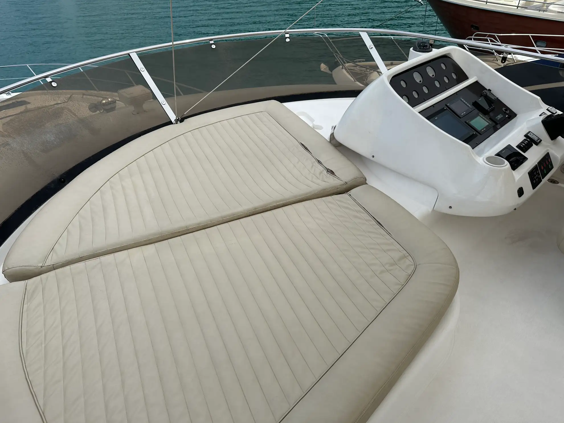 Sunseeker Manhattan 74’ — photo 22
