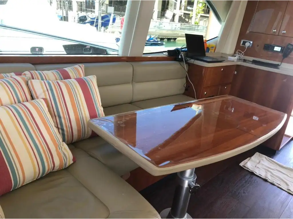 51' Riviera "USHAKA" — photo 6