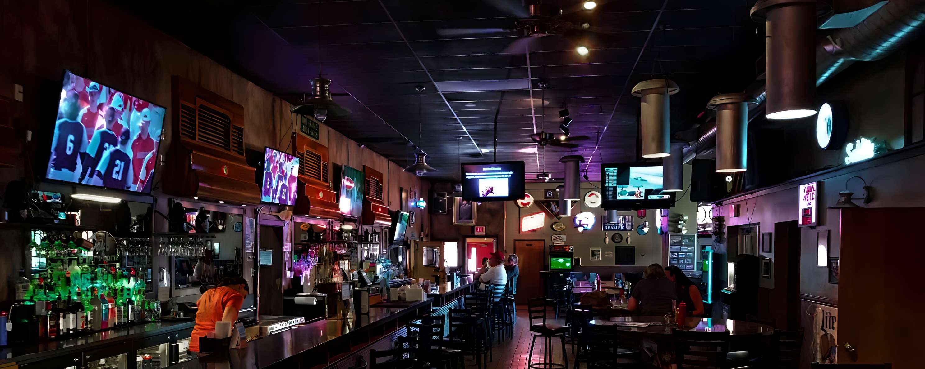 Iz- Up Bar / Game Room