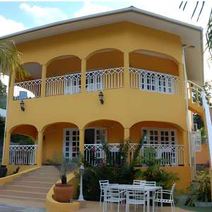 Beau Vallon Residence