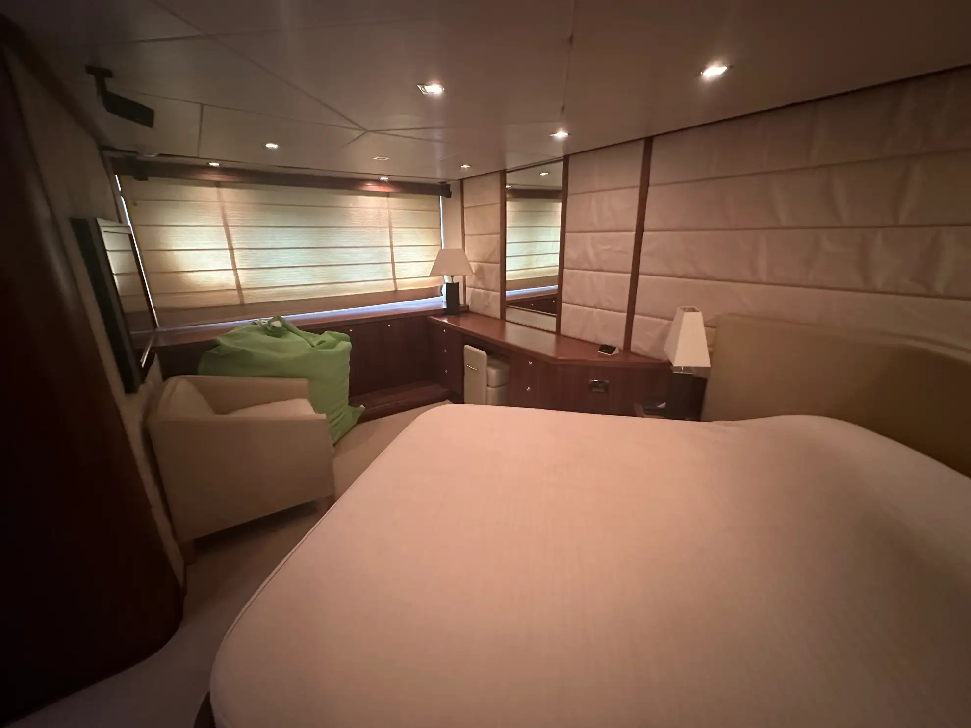 Sunseeker Manhattan 74’ — photo 16