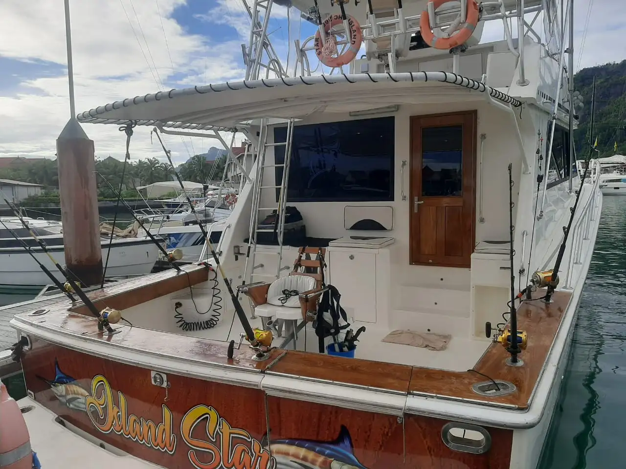58' Viking "Island Star" — photo 4
