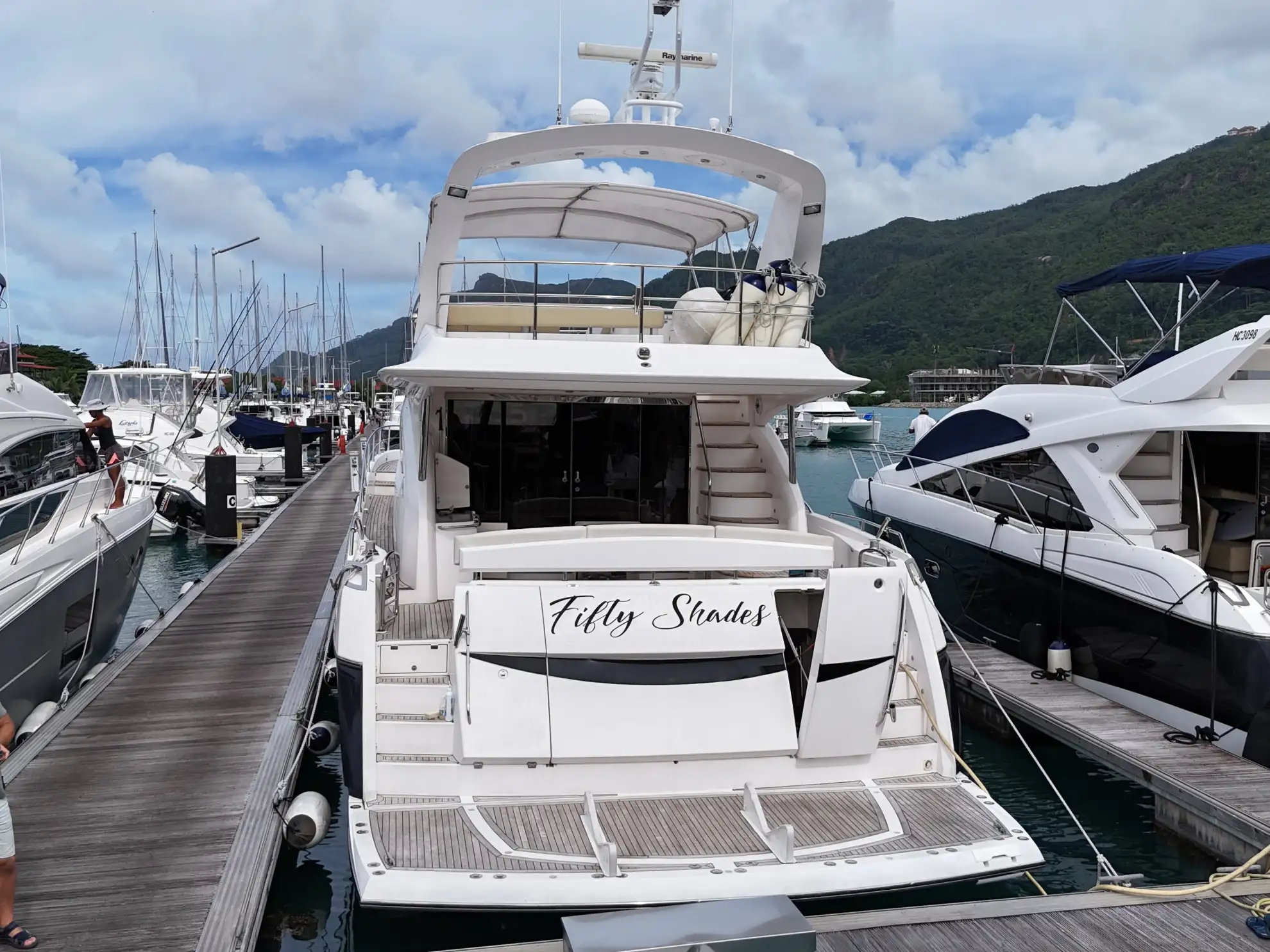 Sunseeker Manhattan 74’ — photo 2
