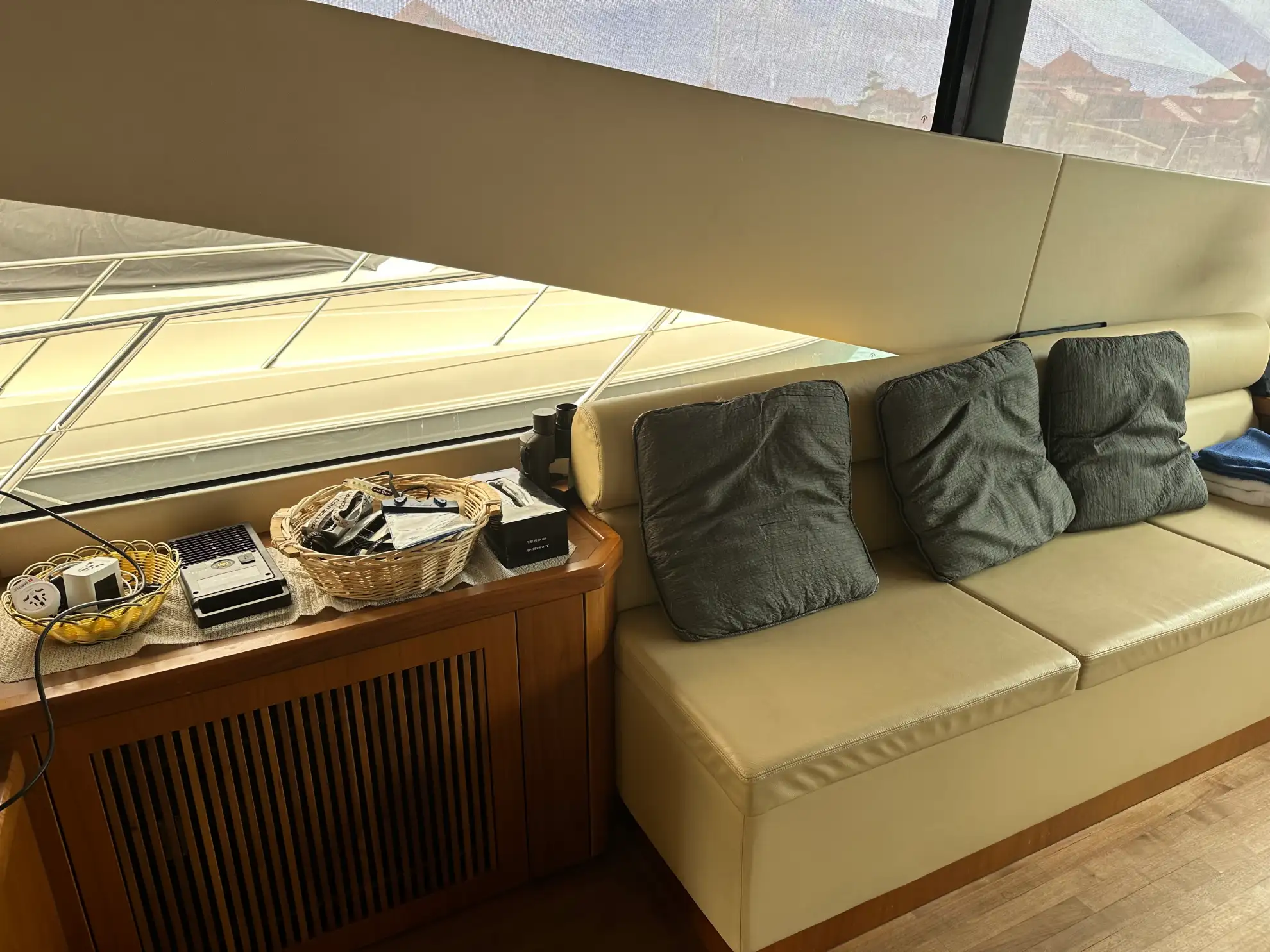 Sunseeker Manhattan 74’ — photo 27