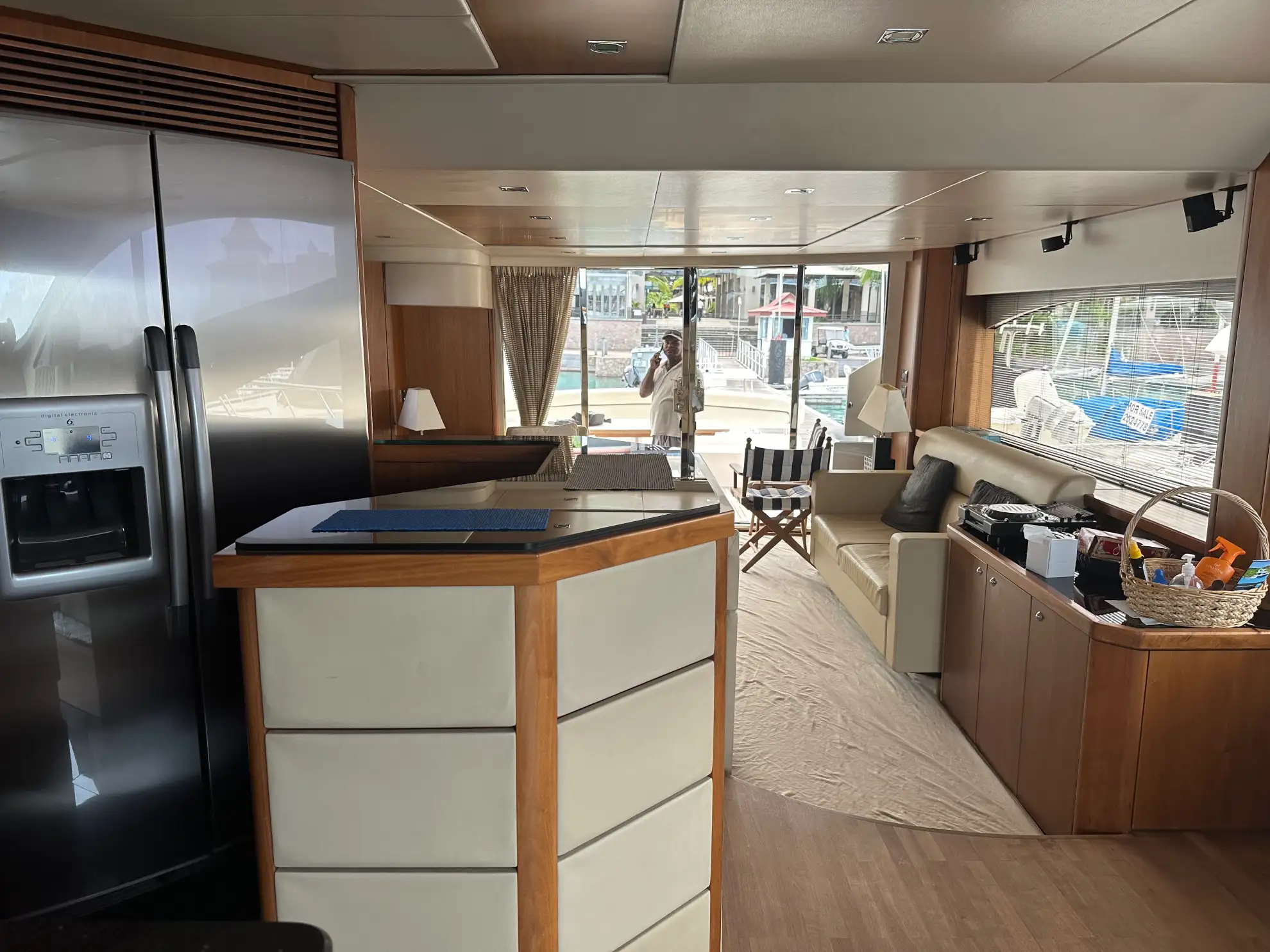 Sunseeker Manhattan 74’ — photo 33